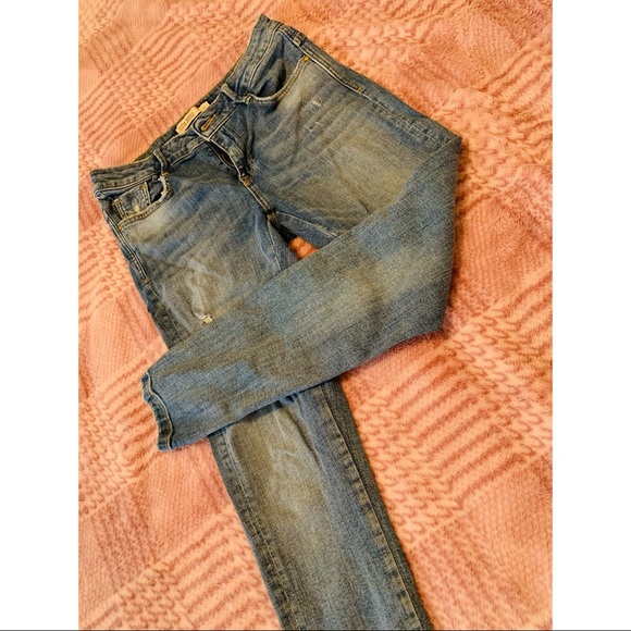 Zara Jean - Picture 4 of 5